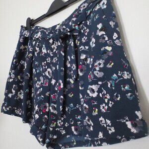 Vera Wang Print Short